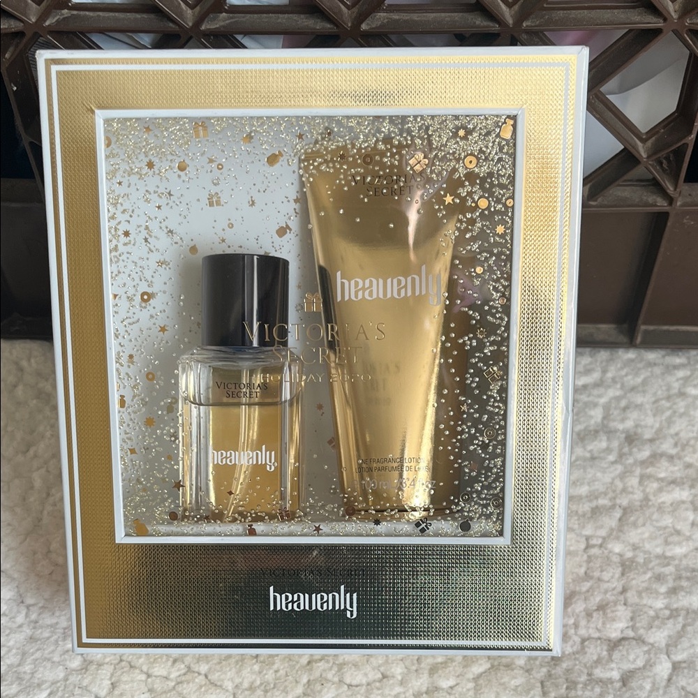 Victoria's Secret Heavenly Fragrance and Lotion Set - Gold